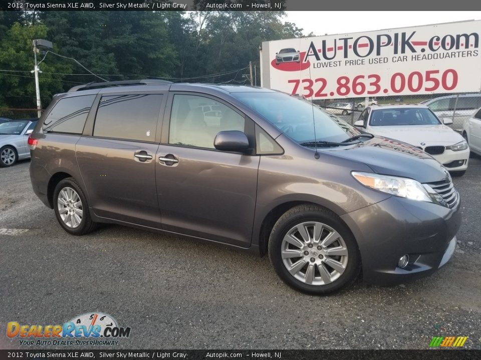 2012 Toyota Sienna XLE AWD Silver Sky Metallic / Light Gray Photo #1