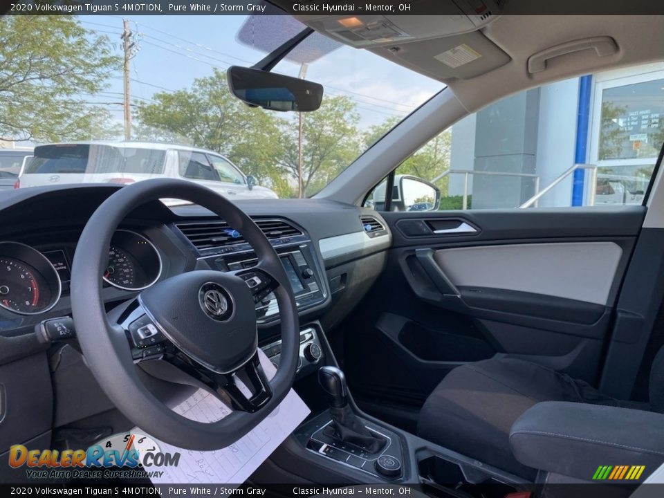 2020 Volkswagen Tiguan S 4MOTION Pure White / Storm Gray Photo #3