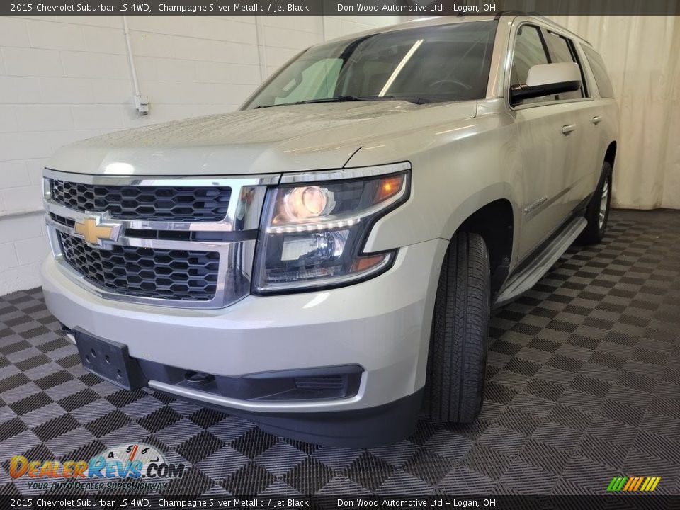 Champagne Silver Metallic 2015 Chevrolet Suburban LS 4WD Photo #4