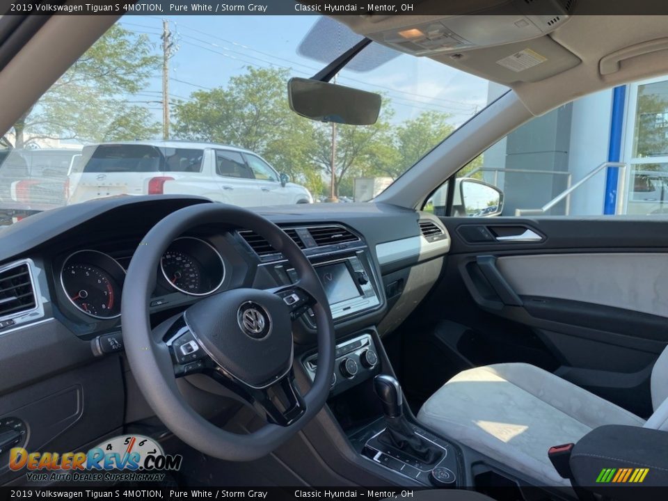 2019 Volkswagen Tiguan S 4MOTION Pure White / Storm Gray Photo #3