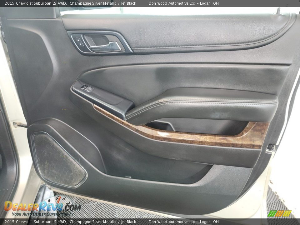 Door Panel of 2015 Chevrolet Suburban LS 4WD Photo #26