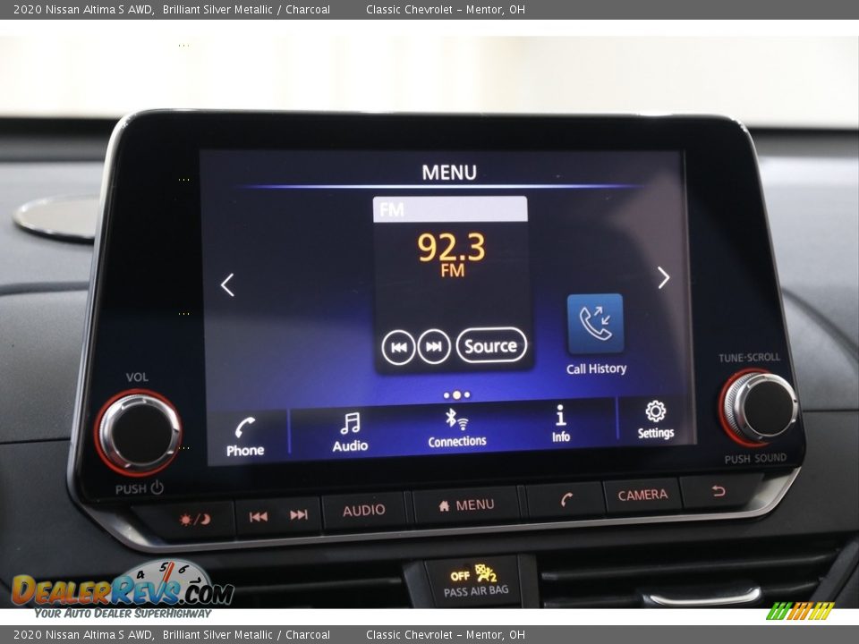 Controls of 2020 Nissan Altima S AWD Photo #10