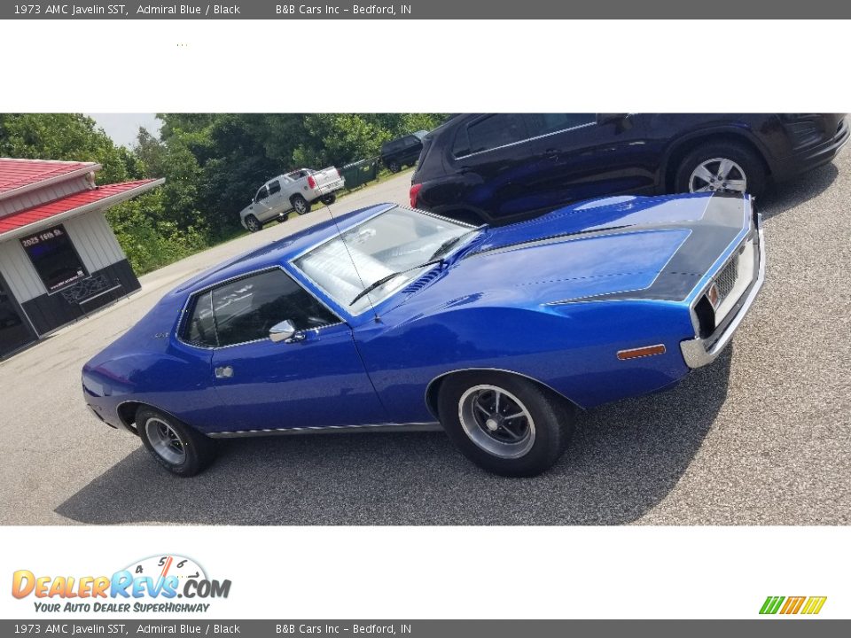 Front 3/4 View of 1973 AMC Javelin SST Photo #1