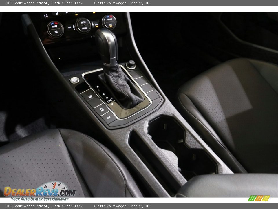 2019 Volkswagen Jetta SE Black / Titan Black Photo #12