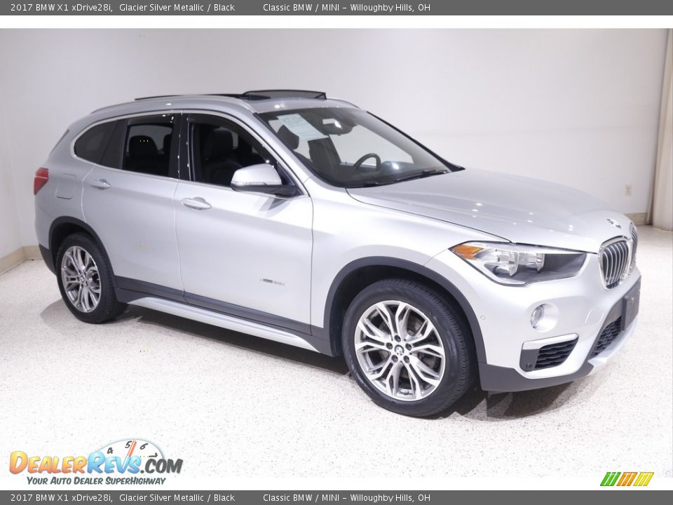 2017 BMW X1 xDrive28i Glacier Silver Metallic / Black Photo #1