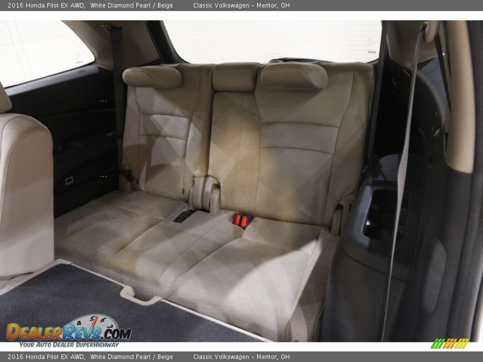 2016 Honda Pilot EX AWD White Diamond Pearl / Beige Photo #18