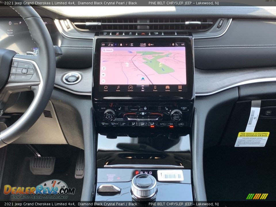 2021 Jeep Grand Cherokee L Limited 4x4 Diamond Black Crystal Pearl / Black Photo #10