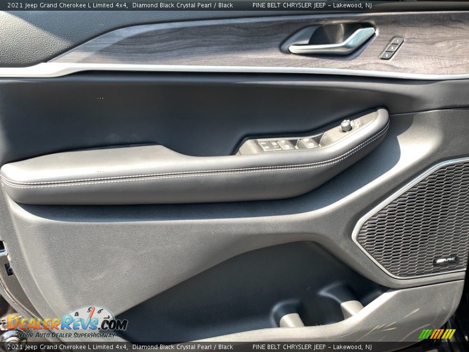 2021 Jeep Grand Cherokee L Limited 4x4 Diamond Black Crystal Pearl / Black Photo #12
