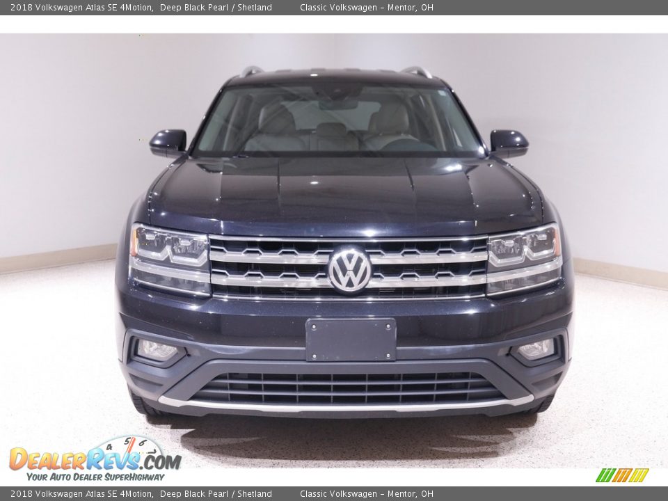 2018 Volkswagen Atlas SE 4Motion Deep Black Pearl / Shetland Photo #2