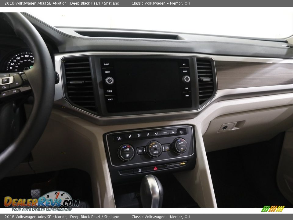 2018 Volkswagen Atlas SE 4Motion Deep Black Pearl / Shetland Photo #9