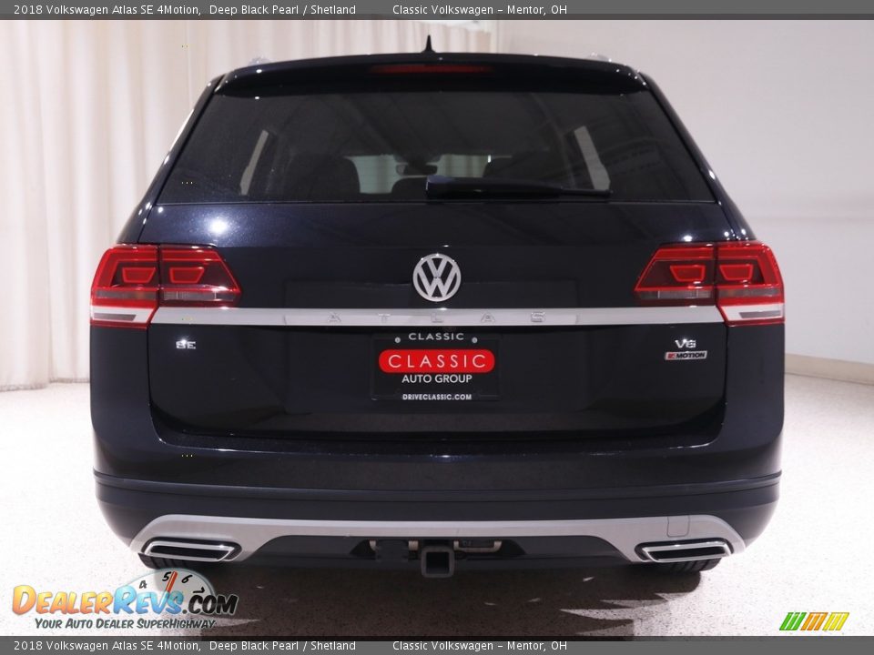 2018 Volkswagen Atlas SE 4Motion Deep Black Pearl / Shetland Photo #17