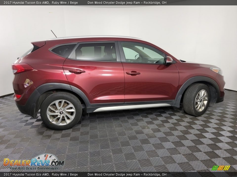 2017 Hyundai Tucson Eco AWD Ruby Wine / Beige Photo #10