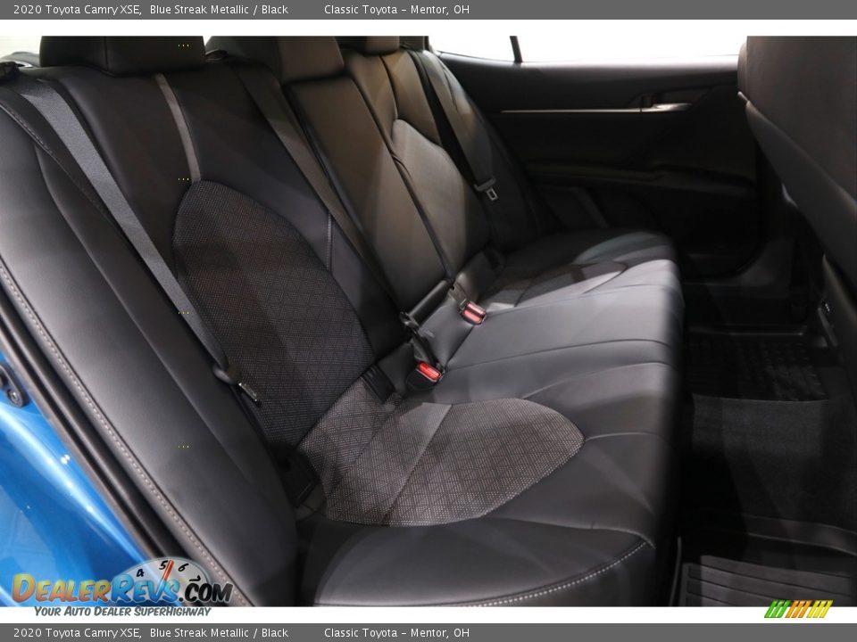 2020 Toyota Camry XSE Blue Streak Metallic / Black Photo #15