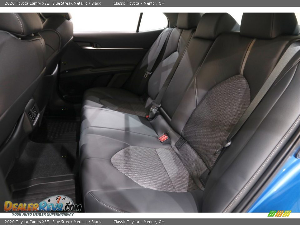 2020 Toyota Camry XSE Blue Streak Metallic / Black Photo #16
