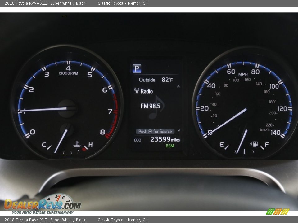 2018 Toyota RAV4 XLE Super White / Black Photo #8