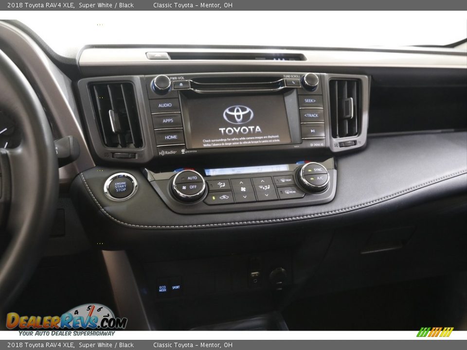 2018 Toyota RAV4 XLE Super White / Black Photo #9