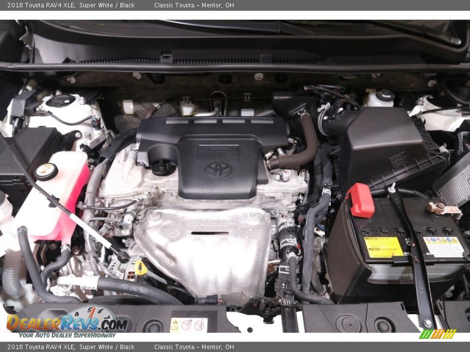 2018 Toyota RAV4 XLE Super White / Black Photo #18
