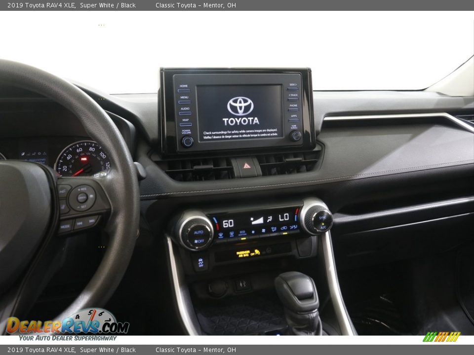 2019 Toyota RAV4 XLE Super White / Black Photo #8