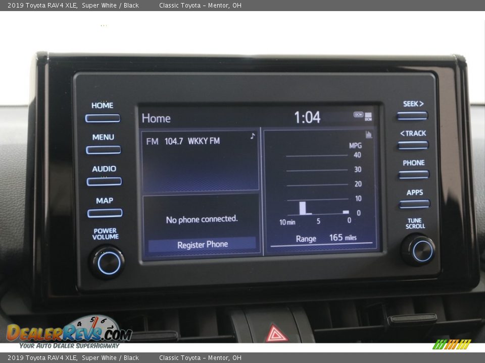 2019 Toyota RAV4 XLE Super White / Black Photo #10