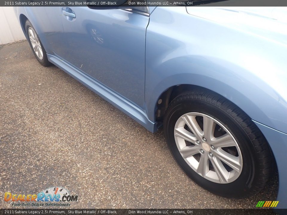 2011 Subaru Legacy 2.5i Premium Sky Blue Metallic / Off-Black Photo #4