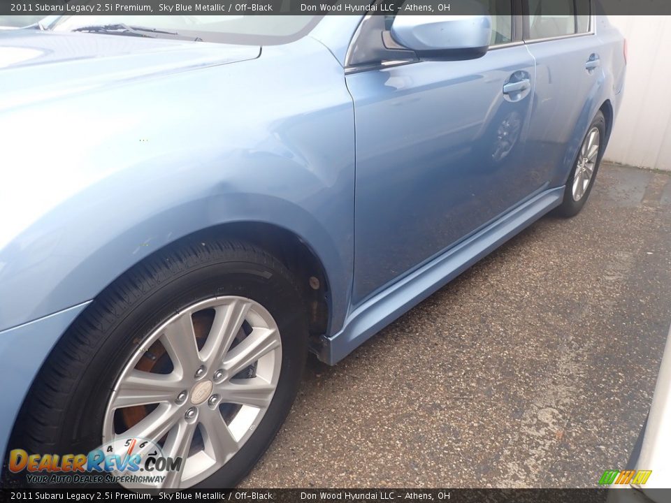 2011 Subaru Legacy 2.5i Premium Sky Blue Metallic / Off-Black Photo #9