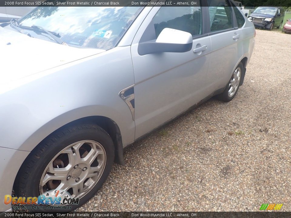 2008 Ford Focus SES Sedan Silver Frost Metallic / Charcoal Black Photo #8