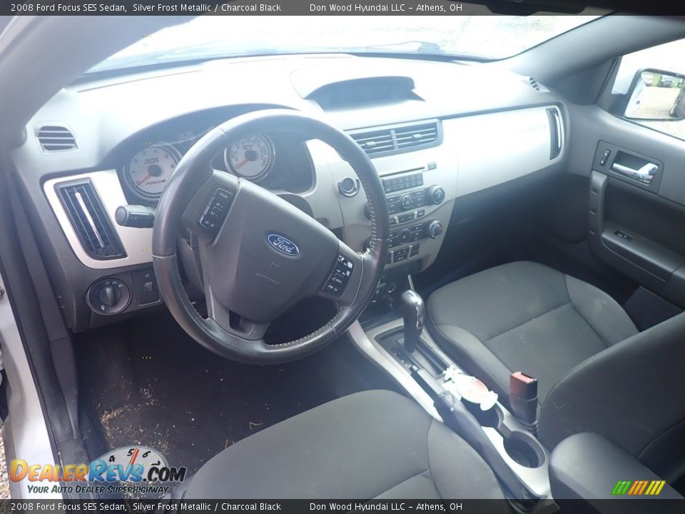 2008 Ford Focus SES Sedan Silver Frost Metallic / Charcoal Black Photo #12