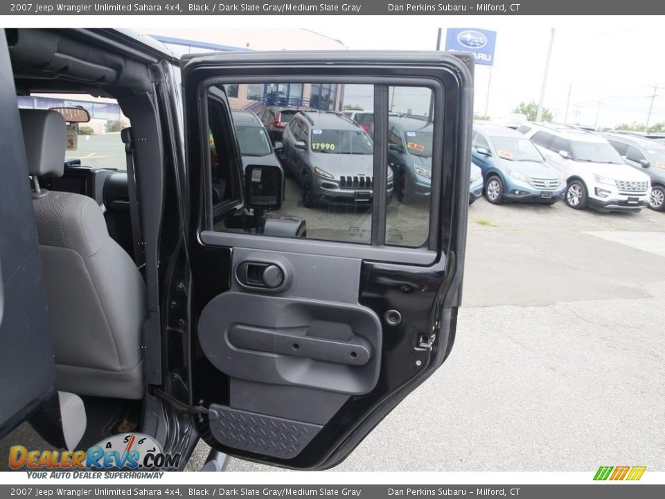 2007 Jeep Wrangler Unlimited Sahara 4x4 Black / Dark Slate Gray/Medium Slate Gray Photo #14