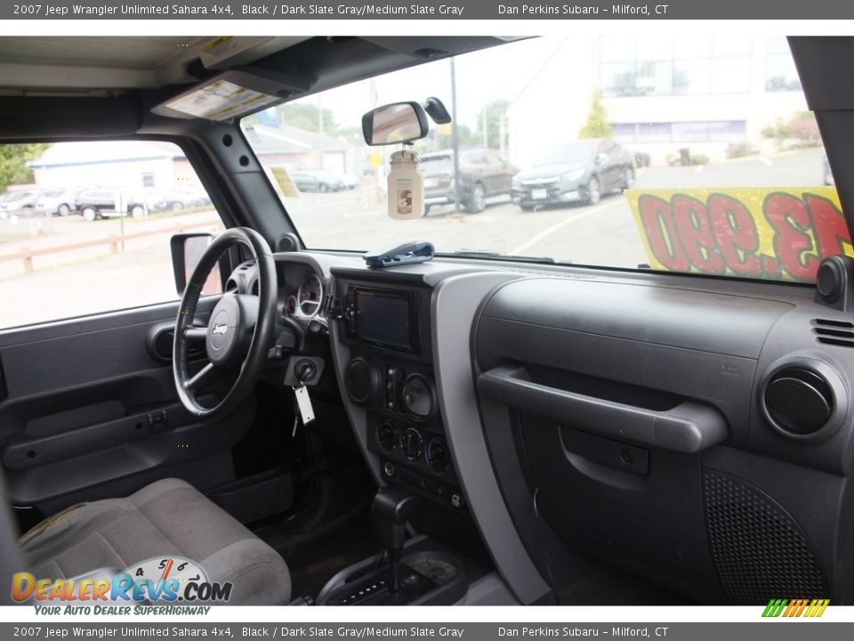 2007 Jeep Wrangler Unlimited Sahara 4x4 Black / Dark Slate Gray/Medium Slate Gray Photo #15