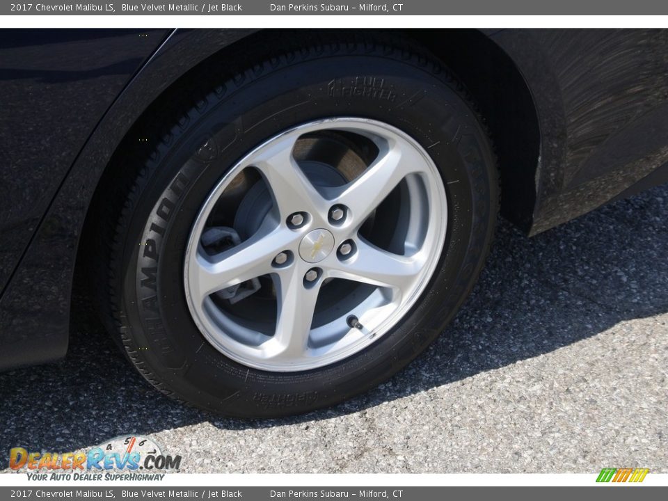 2017 Chevrolet Malibu LS Wheel Photo #23