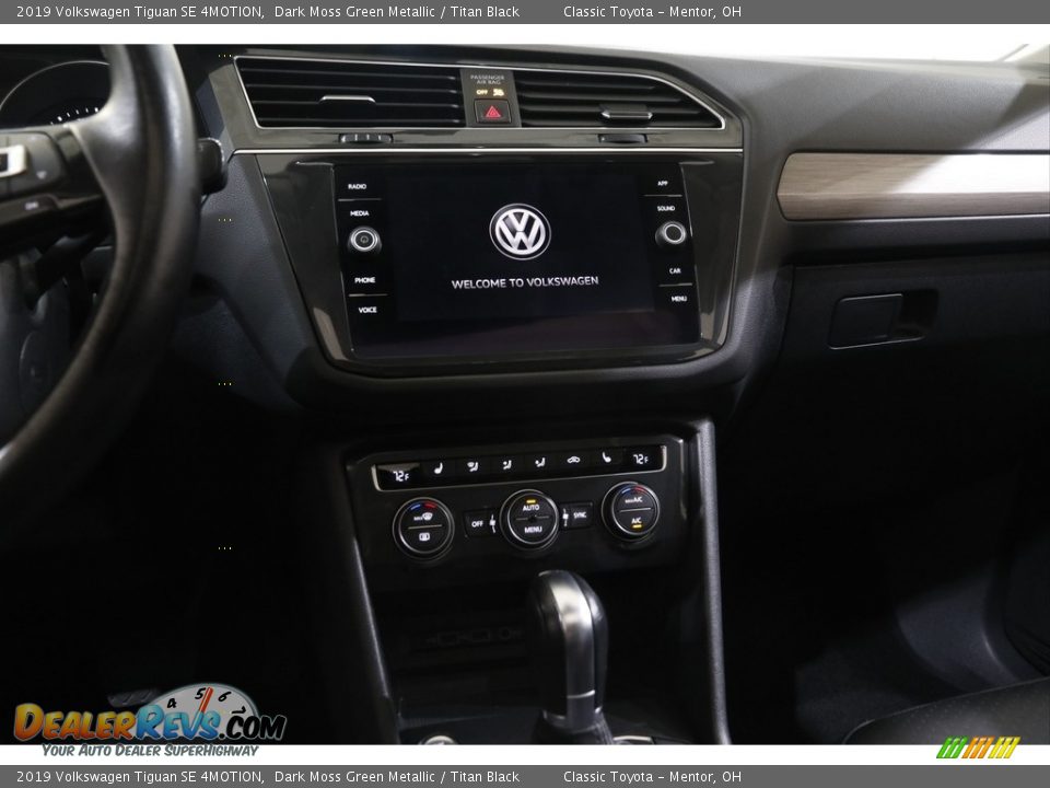 2019 Volkswagen Tiguan SE 4MOTION Dark Moss Green Metallic / Titan Black Photo #9