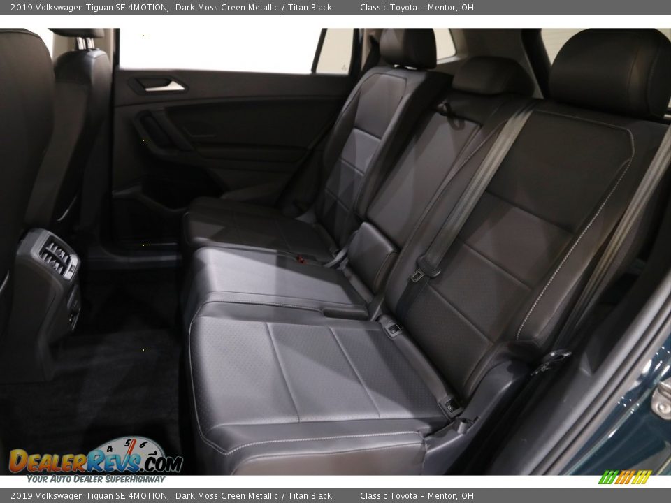 2019 Volkswagen Tiguan SE 4MOTION Dark Moss Green Metallic / Titan Black Photo #15