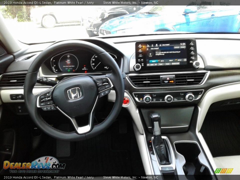 2019 Honda Accord EX-L Sedan Platinum White Pearl / Ivory Photo #16