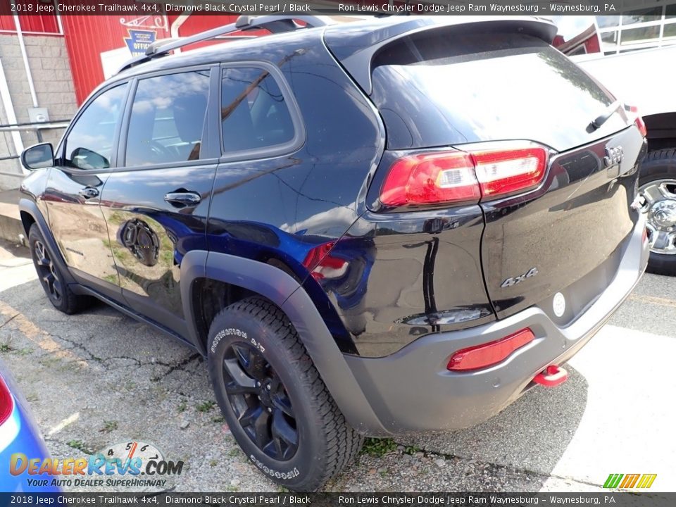 2018 Jeep Cherokee Trailhawk 4x4 Diamond Black Crystal Pearl / Black Photo #2