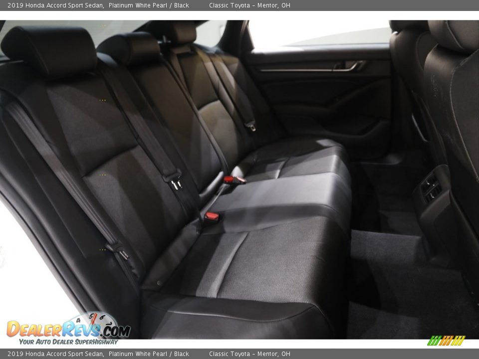 2019 Honda Accord Sport Sedan Platinum White Pearl / Black Photo #17