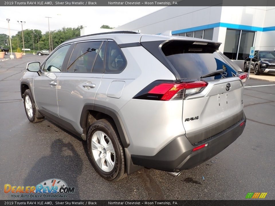 2019 Toyota RAV4 XLE AWD Silver Sky Metallic / Black Photo #4