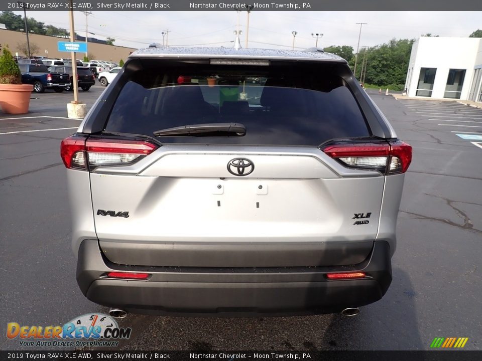 2019 Toyota RAV4 XLE AWD Silver Sky Metallic / Black Photo #6