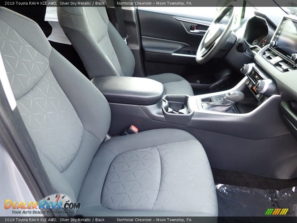 2019 Toyota RAV4 XLE AWD Silver Sky Metallic / Black Photo #15