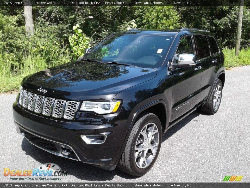 2019 Jeep Grand Cherokee Overland 4x4 Diamond Black Crystal Pearl / Black Photo #2