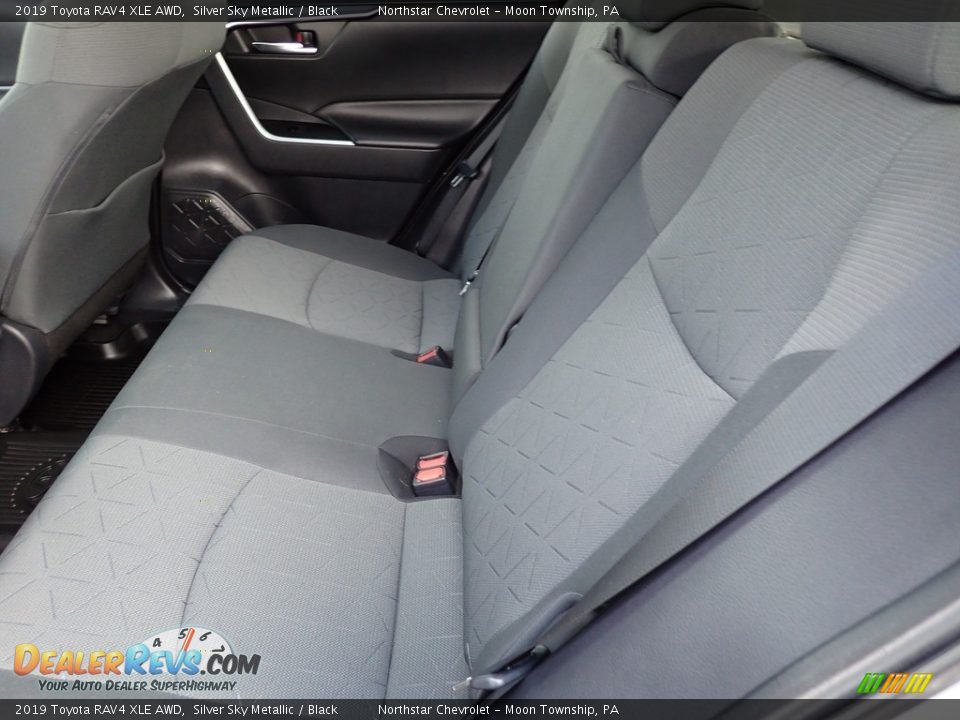 2019 Toyota RAV4 XLE AWD Silver Sky Metallic / Black Photo #21