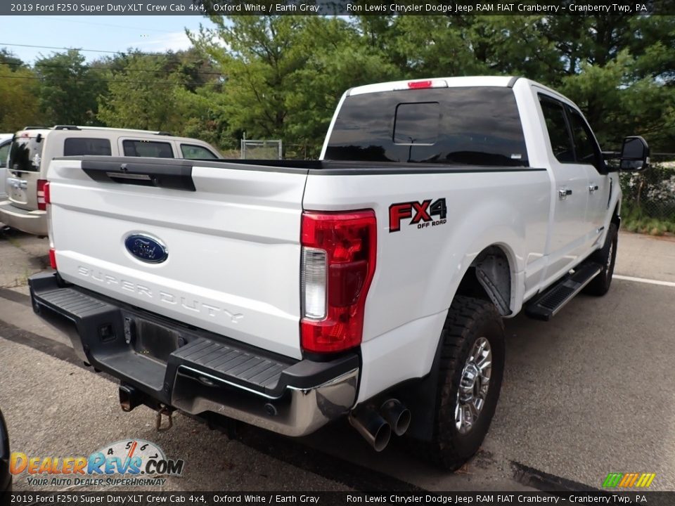 2019 Ford F250 Super Duty XLT Crew Cab 4x4 Oxford White / Earth Gray Photo #4