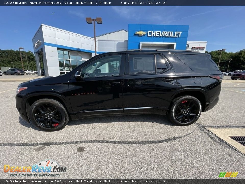 2020 Chevrolet Traverse Premier AWD Mosaic Black Metallic / Jet Black Photo #2