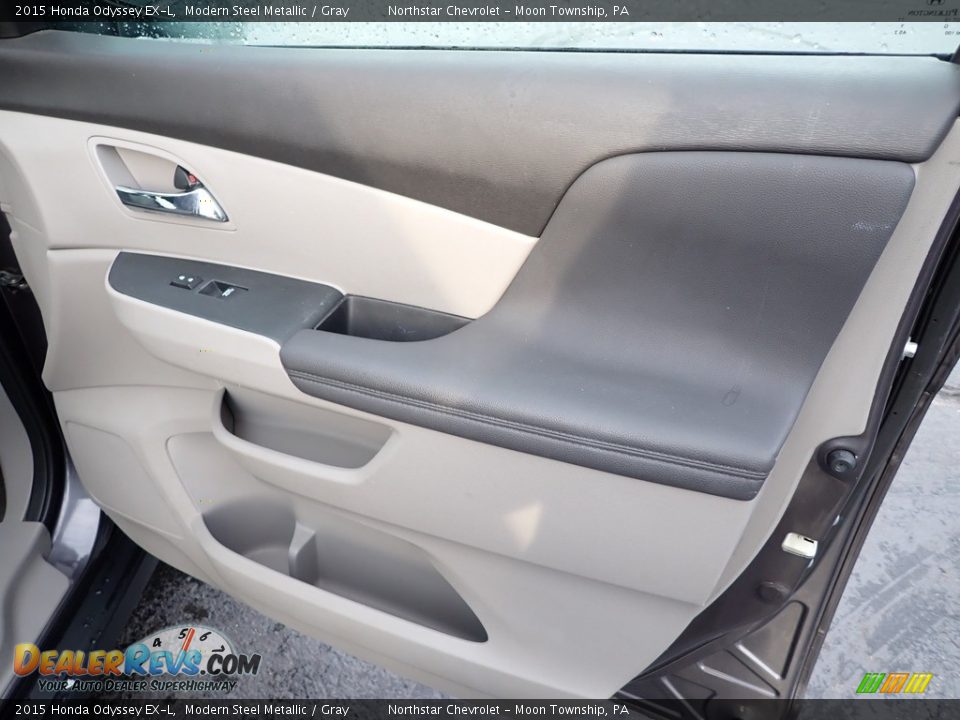 2015 Honda Odyssey EX-L Modern Steel Metallic / Gray Photo #17