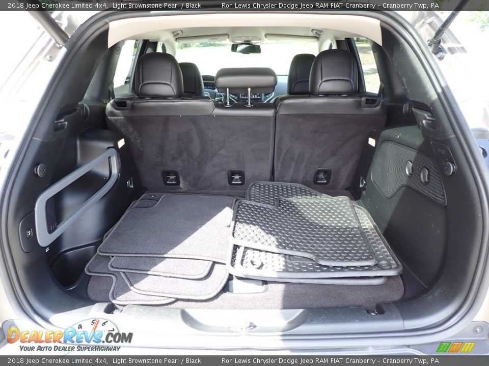 2018 Jeep Cherokee Limited 4x4 Light Brownstone Pearl / Black Photo #4