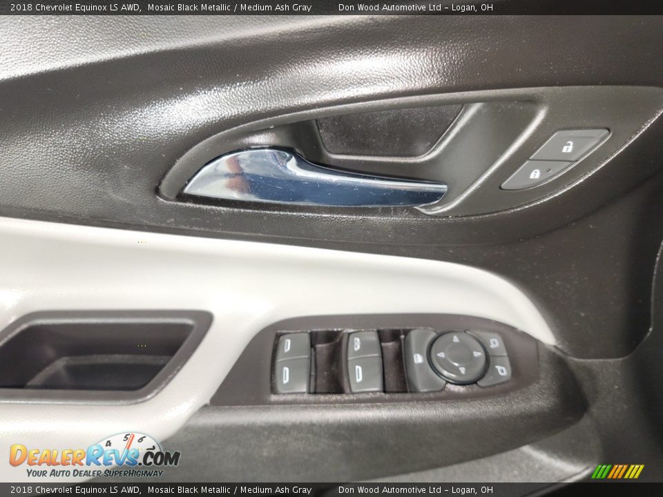 2018 Chevrolet Equinox LS AWD Mosaic Black Metallic / Medium Ash Gray Photo #15