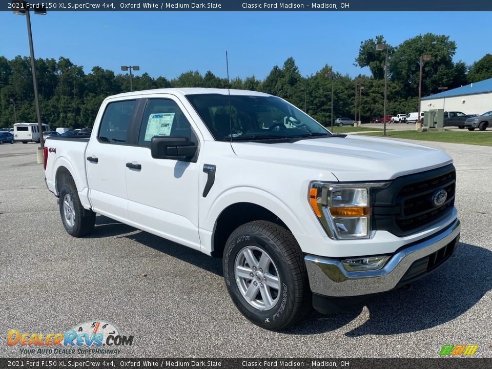 Front 3/4 View of 2021 Ford F150 XL SuperCrew 4x4 Photo #7