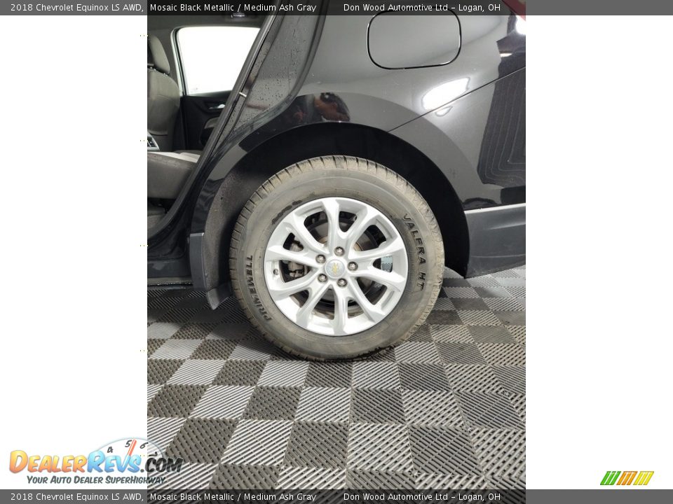 2018 Chevrolet Equinox LS AWD Mosaic Black Metallic / Medium Ash Gray Photo #31
