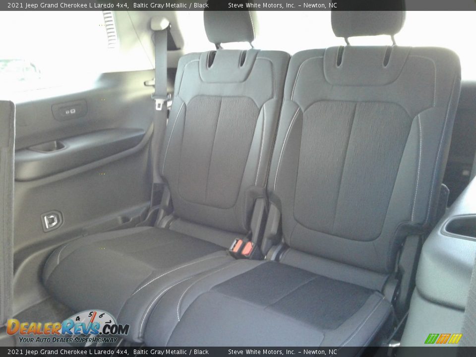 Rear Seat of 2021 Jeep Grand Cherokee L Laredo 4x4 Photo #13