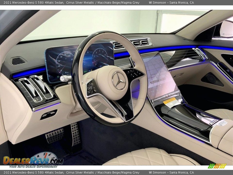 Dashboard of 2021 Mercedes-Benz S 580 4Matic Sedan Photo #4
