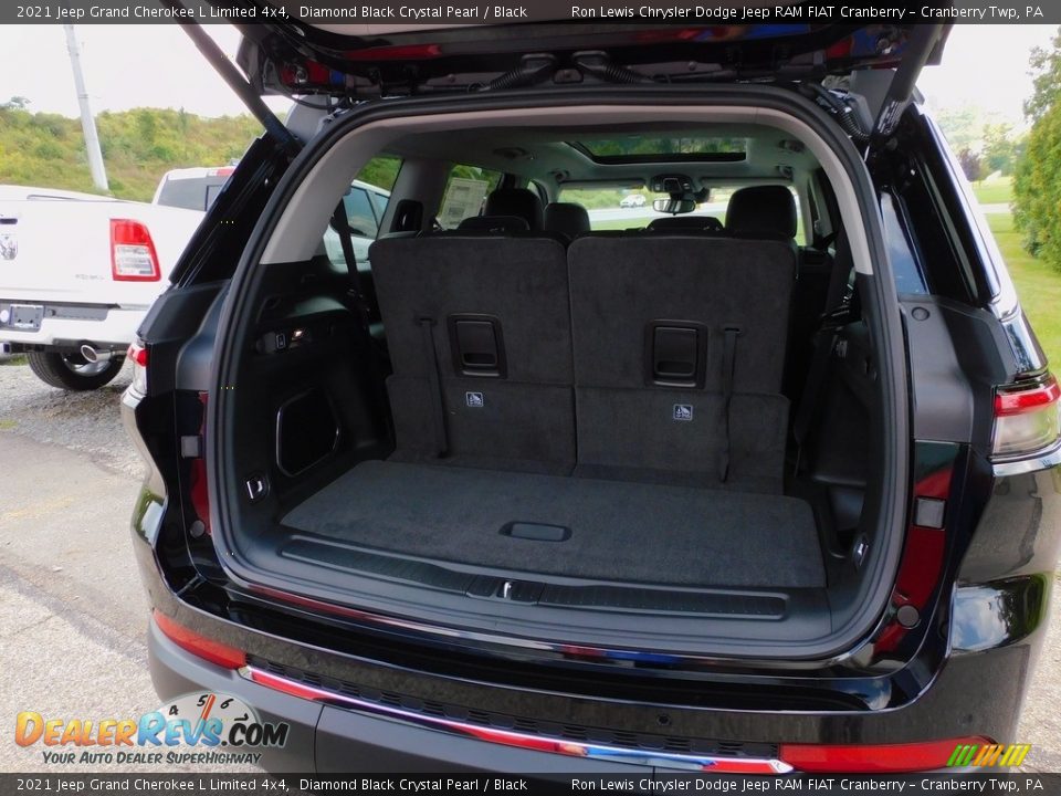 2021 Jeep Grand Cherokee L Limited 4x4 Diamond Black Crystal Pearl / Black Photo #7